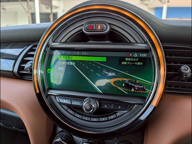 MINI CONVERTIBLE2ドア COOPER S 内装他