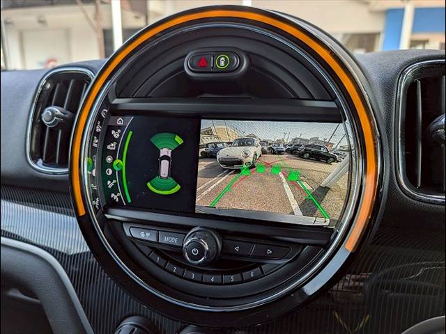 MINI CROSSOVER5ドア COOPER SD ALL4 内装他