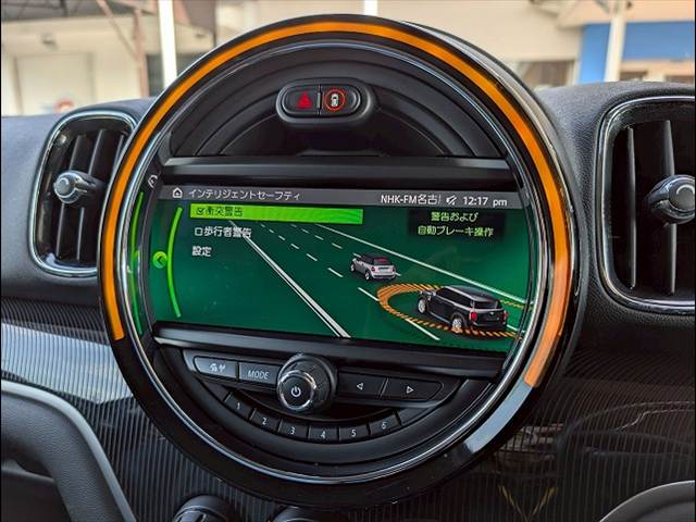 MINI CROSSOVER5ドア COOPER SD ALL4 内装他