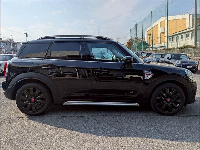 BMW MINI CROSSOVERの画像12