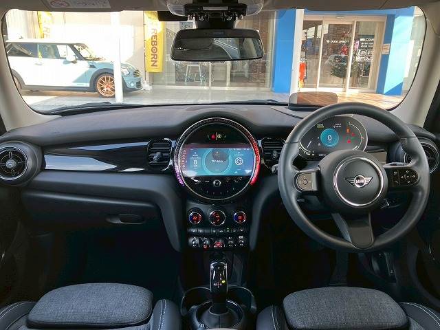 MINI5ドア COOPER 内装他