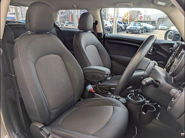 BMW MINIの画像17