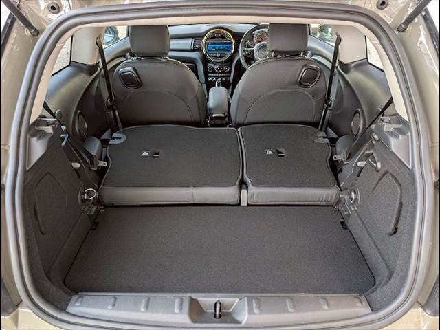 BMW MINIの画像19