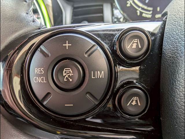 MINI CONVERTIBLE2ドア COOPER S サイドウォーク EDITION 内装他