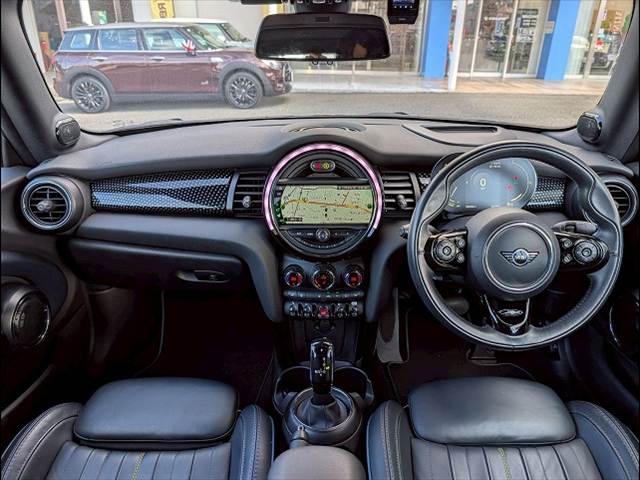 MINI CONVERTIBLE2ドア COOPER S サイドウォークエディション 内装他