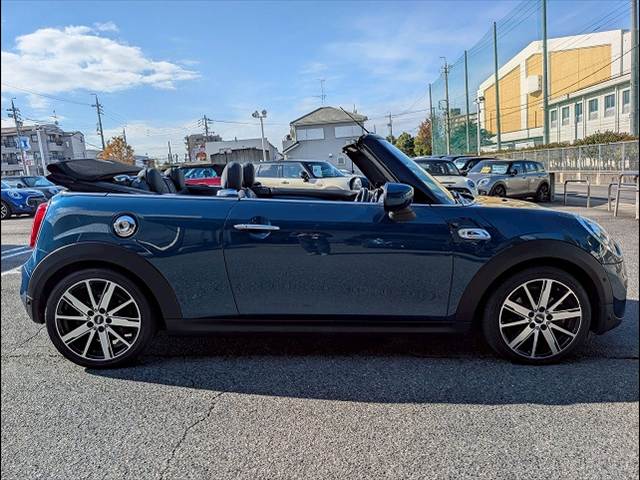 BMW MINI CONVERTIBLEの画像12