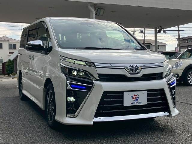 トヨタ&nbsp;ヴォクシーの画像11