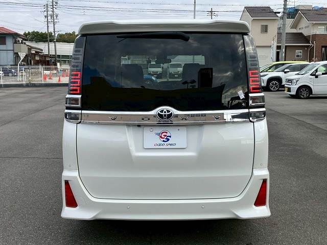 トヨタ&nbsp;ヴォクシーの画像14