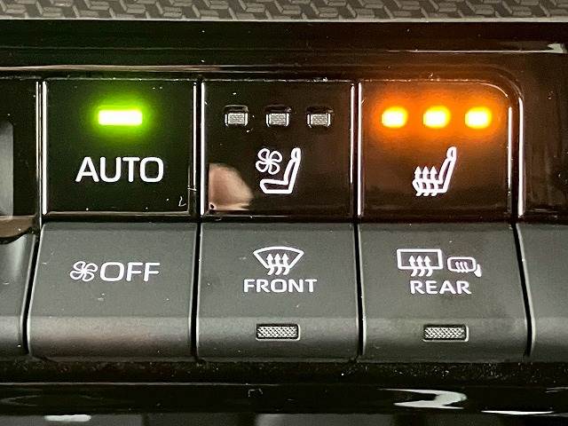 トヨタ&nbsp;プリウスの画像6