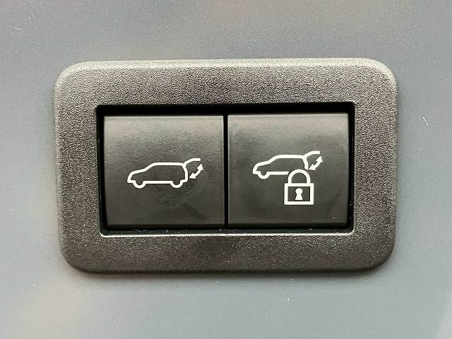 トヨタ&nbsp;プリウスの画像9