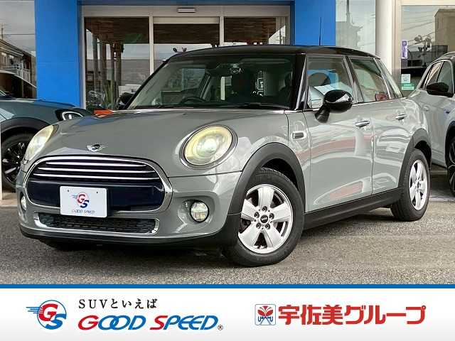 BMW MINI 5ドア COOPER 外観