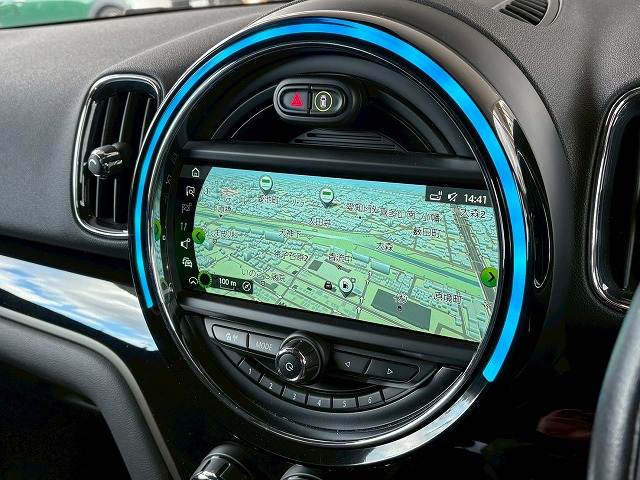 MINI CROSSOVER5ドア COOPER D 内装他