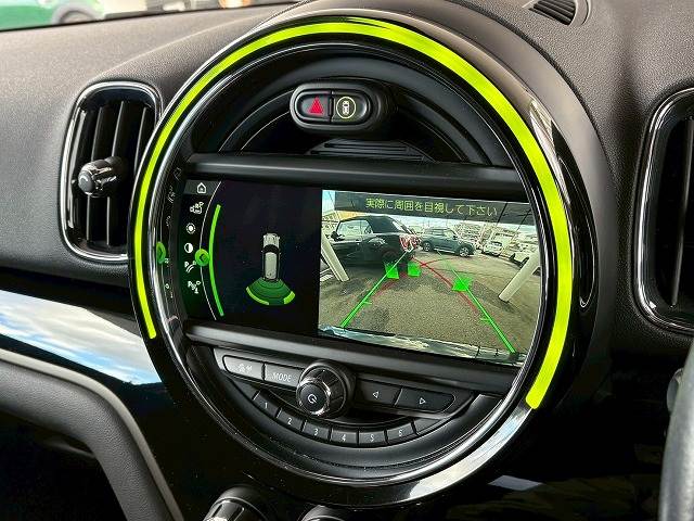 MINI CROSSOVER5ドア COOPER D 内装他