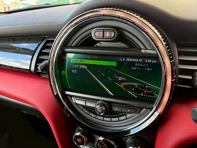 MINI CONVERTIBLE2ドア JOHN COOPER WORKS 内装他