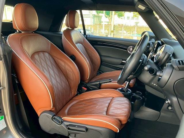 BMW&nbsp;MINI CONVERTIBLEの画像17