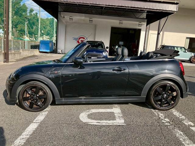 BMW MINI CONVERTIBLEの画像16