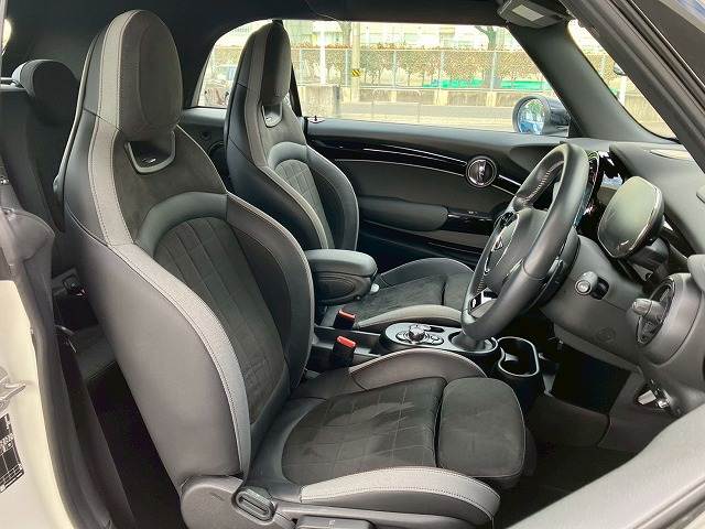 BMW&nbsp;MINI CONVERTIBLEの画像17