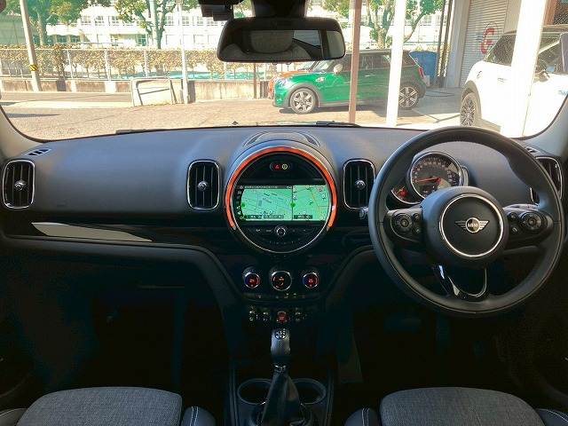 MINI CROSSOVER□5ドア COOPER D コーンウォールED 内装他