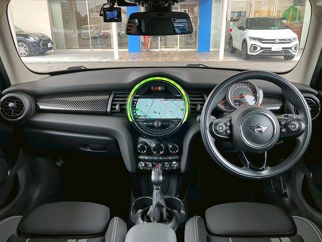 MINI5ドア COOPER SD 内装他