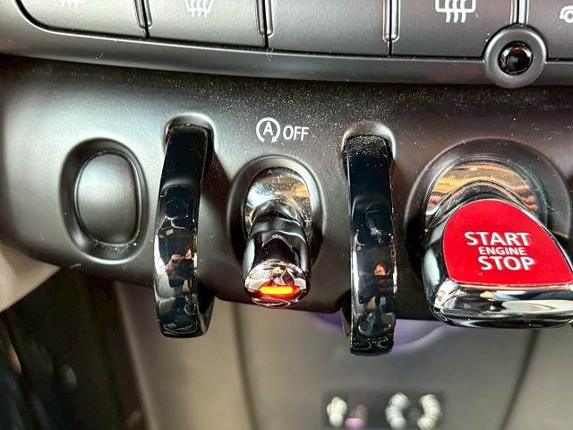 BMW&nbsp;MINI CONVERTIBLEの画像8