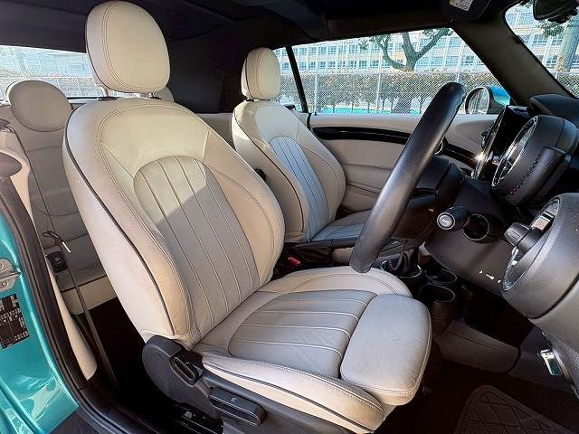 BMW&nbsp;MINI CONVERTIBLEの画像17