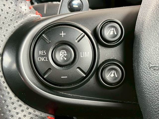 MINI CLUBMAN□5ドア JOHN COOPER WORKS 内装他