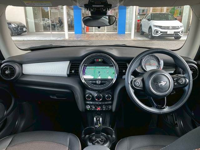 MINI3ドア COOPER アイスブル-エディション 内装他