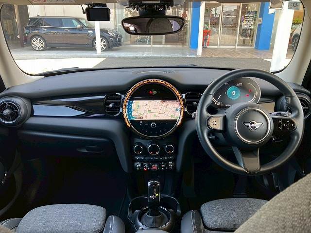 MINI5ドア COOPER CLASSIC TRIM 内装他