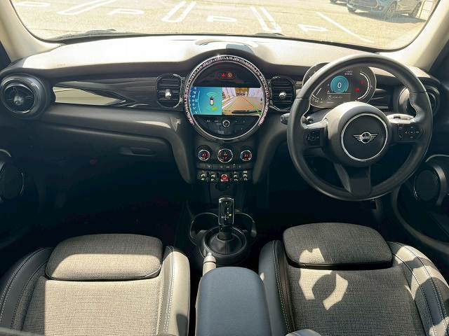 MINI5ドア COOPER ドライビングアシストパッケージ 内装他