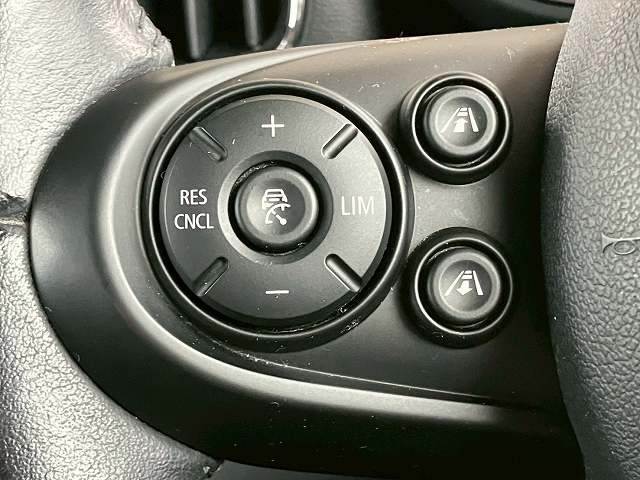 MINI CROSSOVER□5ドア COOPER SD ALL4 内装他