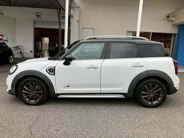 BMW MINI CROSSOVERの画像16