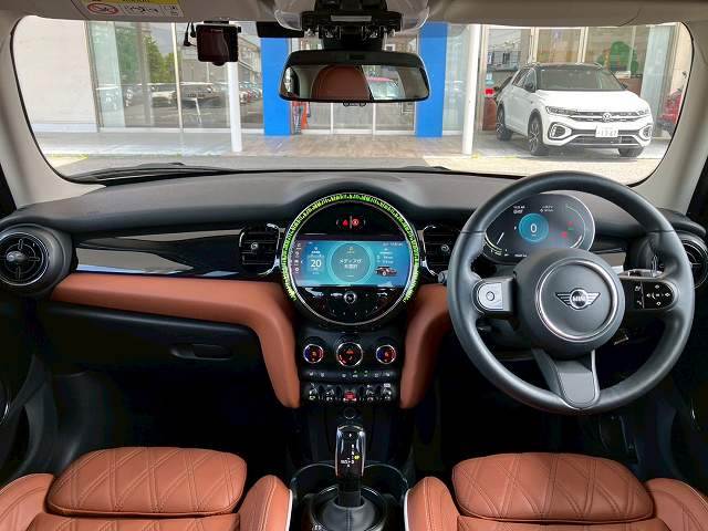 MINI5ドア COOPER S PREMIUM PLUS LINE 内装他