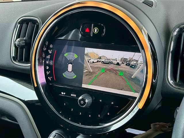 MINI CROSSOVER5ドア COOPER D 内装他