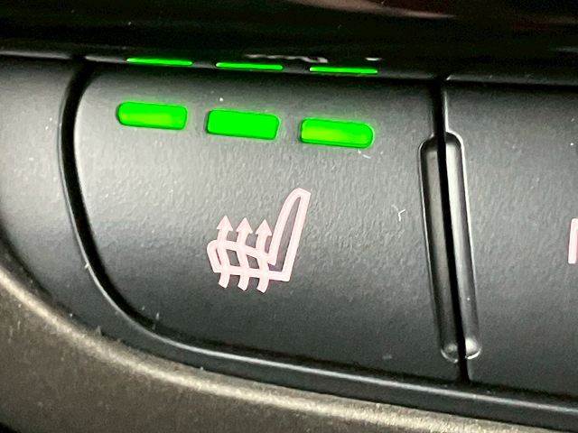 MINI CROSSOVER5ドア COOPER D 内装他