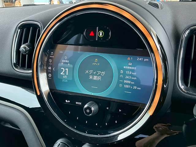 MINI CROSSOVER□5ドア COOPER D 内装他