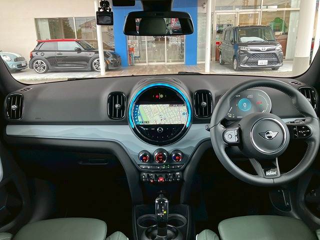 MINI CROSSOVER5ドア COOPER SD ALL4 UNTAMED EDITION 内装他