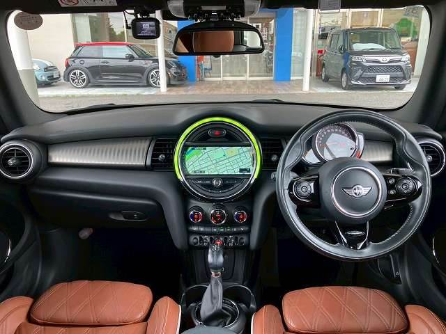 MINI CONVERTIBLE□2ドア COOPER S 内装他