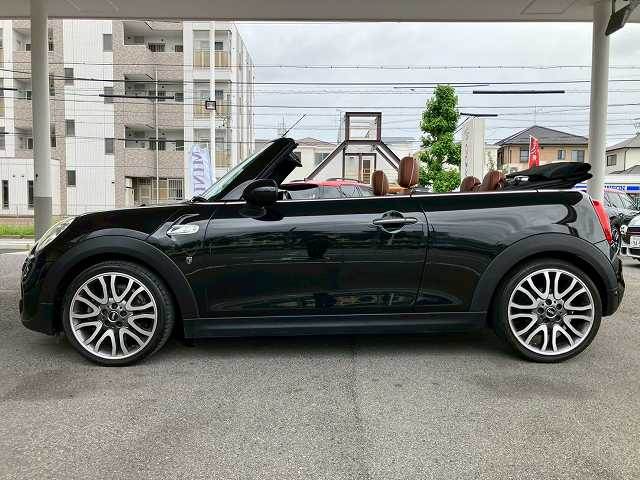 BMW MINI CONVERTIBLEの画像16