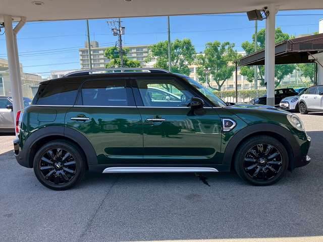 BMW MINI CROSSOVERの画像12