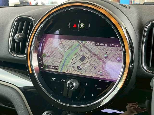 MINI CROSSOVER5ドア COOPER D ALL4 内装他