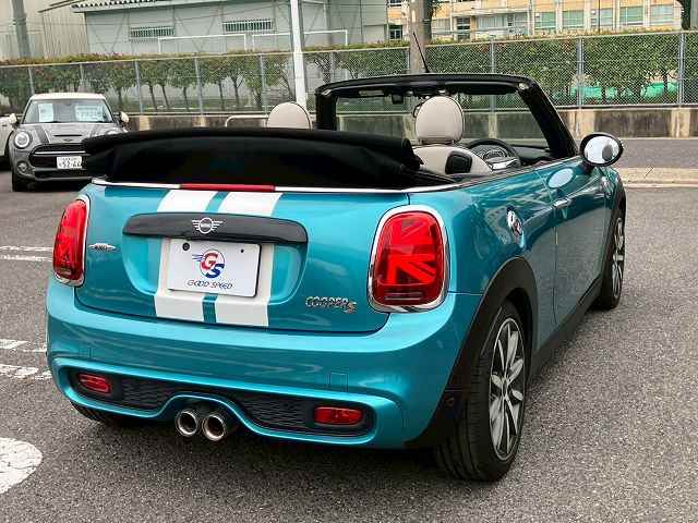 BMW MINI CONVERTIBLEの画像13