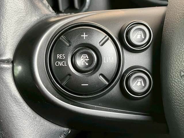BMW MINI CROSSOVERの画像8