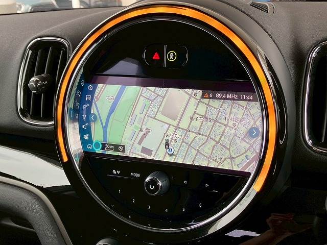 MINI CROSSOVER□5ドア COOPER D ALL4 内装他