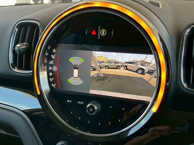MINI CROSSOVER5ドア COOPER D 内装他