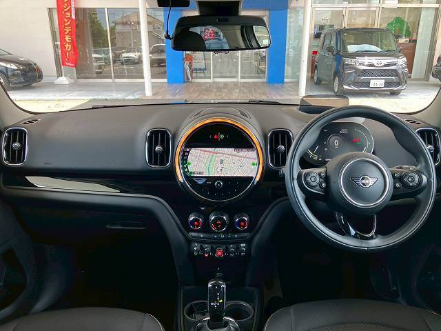 MINI CROSSOVER5ドア COOPER D 内装他