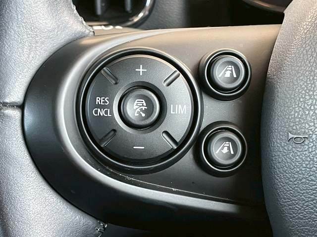 BMW MINI CROSSOVERの画像9