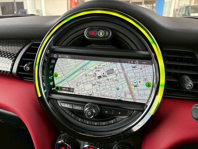 MINI3ドア JOHN COOPER WORKS 純正ナビ/バックカメラ/レーダークルーズコントロール/ヘッドアップディスプレイ/衝突軽減ブレーキ/コンフォートアクセス/ドライビングモード/ダイナミカシート/パドルシフト/ミラーETC 内装他