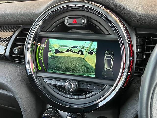 MINI3ドア JOHN COOPER WORKS 内装他