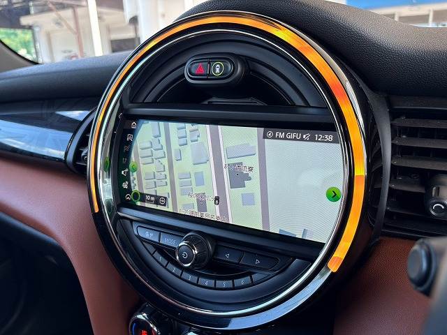 BMW MINI CONVERTIBLEの画像3