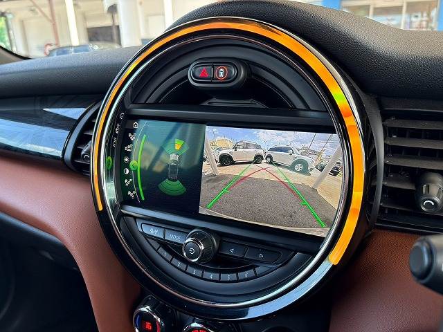 BMW MINI CONVERTIBLEの画像4